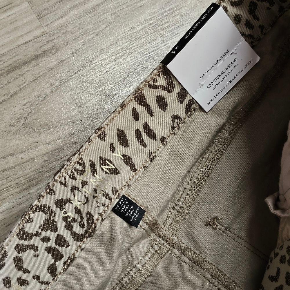 WHITE HOUSE BLACK MARKET The Skinny Crop Jeans Size 4P Beige Brown Animal Print - Picture 2 of 10